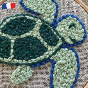punch needle tortue