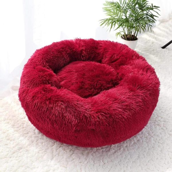 Plushy donut dog bed Red