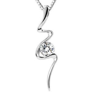 snake-necklace-diamond