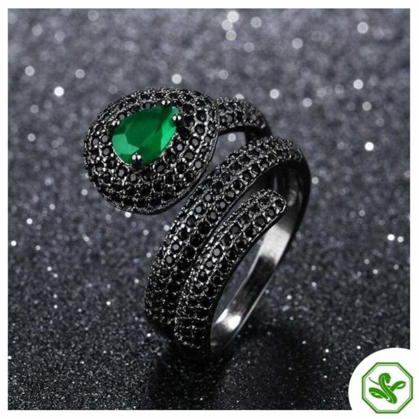 Emerald Snake Ring 3
