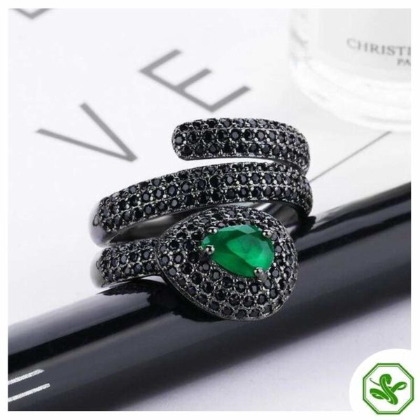 Emerald Snake Ring 2
