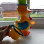 Jouet bain montessori canard jaune et hippocampe photo review