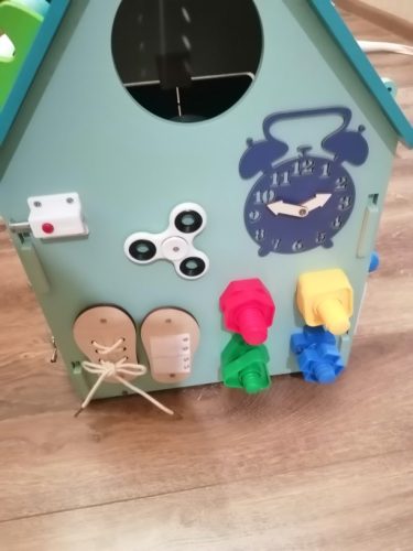 Maison en bois avec chiffres jouet éducatif méthode Montessori - Boutchoubox