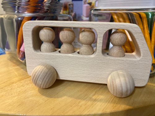 Jeux Montessori bus en bois photo review