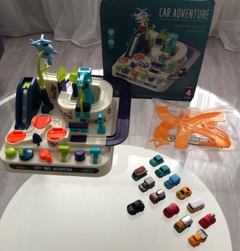 Jeux Montessori circuit de voiture photo review