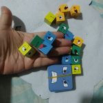 Jeux Montessori cube d'expression des visages photo review