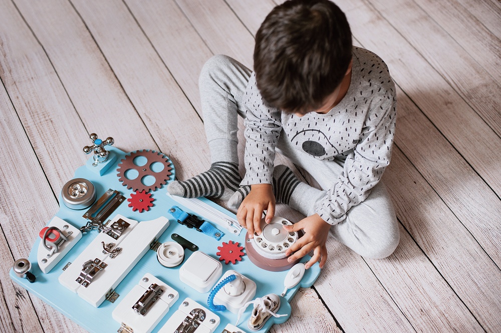5-en-1 Busy Board Montessori Jouets Pour 1 2 3 4 Ans Garçons & Filles  Cadeaux, Feutre Jouet Learning Board Puzzles Pour Tout-Petits Pour Enfants,  Jouets Sensoriels Pour Tout-Petits 1-3, Jouets De Voyage