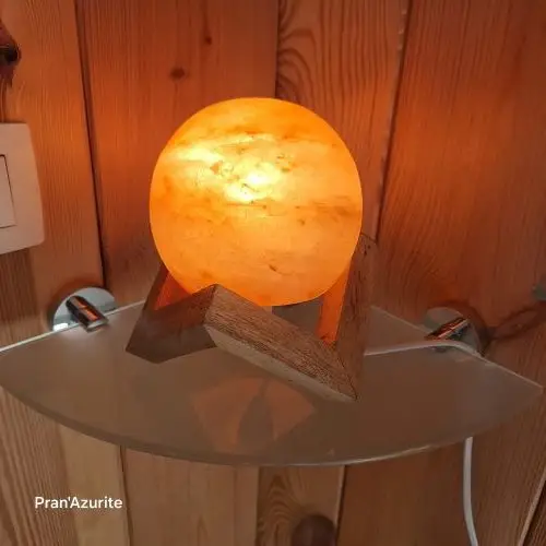 Lampe décorative en sel rose de l'Himalaya, purifie l'air et crée une atmosphère relaxante