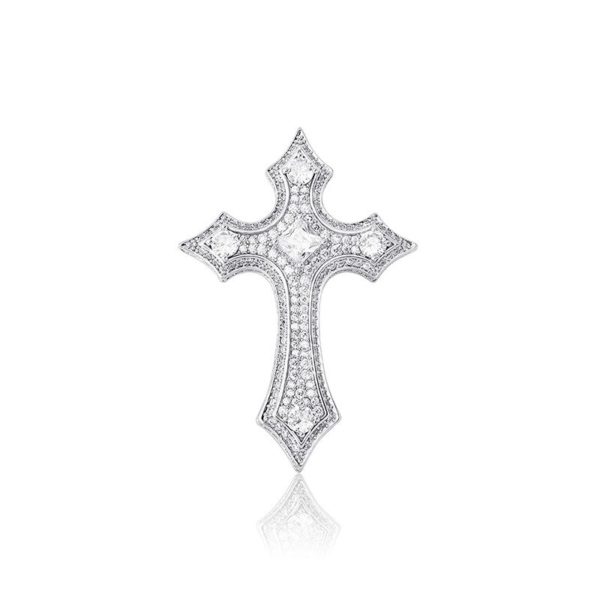 Collier croix de Jésdu moyen age à diamant rose et blanc
