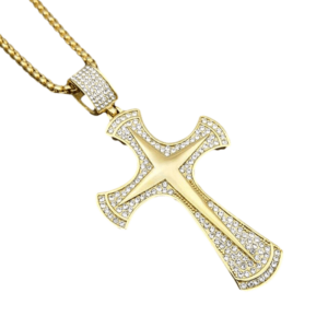 Collier croix en or et en diamant de chrétien
