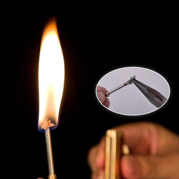 Briquet Essence  Porte-Clés Allumette de Survie