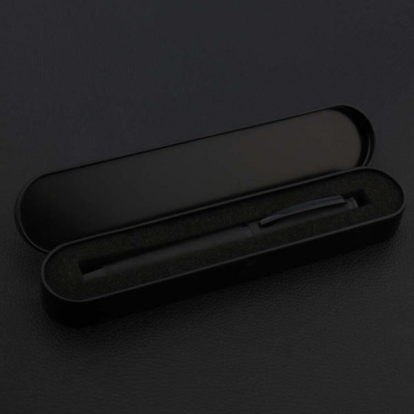 Stylo à plume noir de luxe avec sa boite de luxe noir