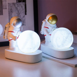 Lampe-lune-deux-Astronaute-LED-jabilune