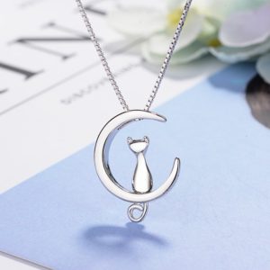 Collier lune chat