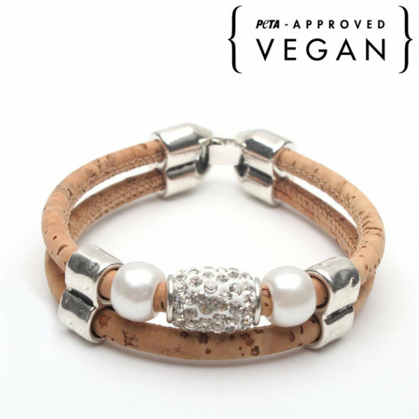 bracelet-perles-strass-liege-profil-face-logo-peta-approved-vegan