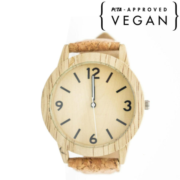 montre-beiege-bracelet-en-liege-face-cadran-logo-peta-approved-vegan