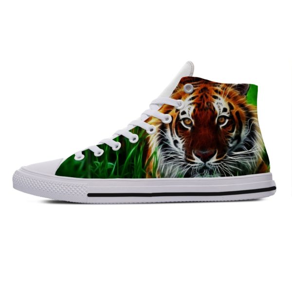 Chaussure Tigre Curieux